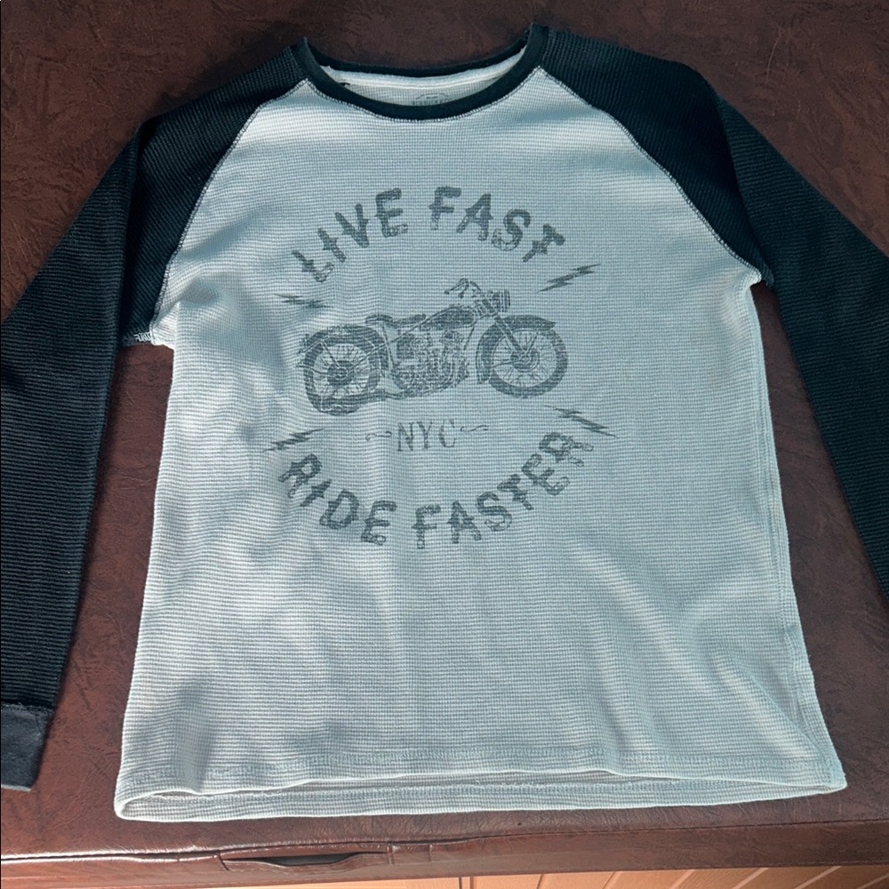 Men's Graphic Long Sleeve Raglan Tee - Black and Gray